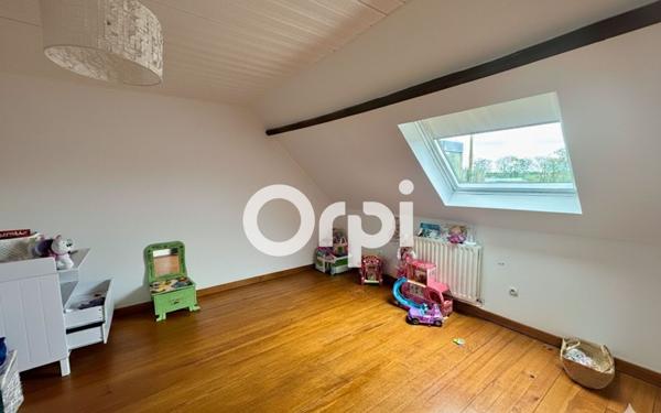 Immeuble à vendre    5 pièces • 237 m2 Saint-Martin-Boulogne