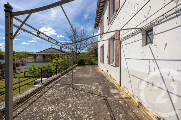 Maison à vendre  4 pièces - 90,51 m 2   CARMAUX  - 81