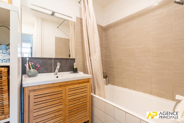 Appartement Maisons Laffitte 4 pièce(s) 69 m2 349 000 € **  - Référence  4749
