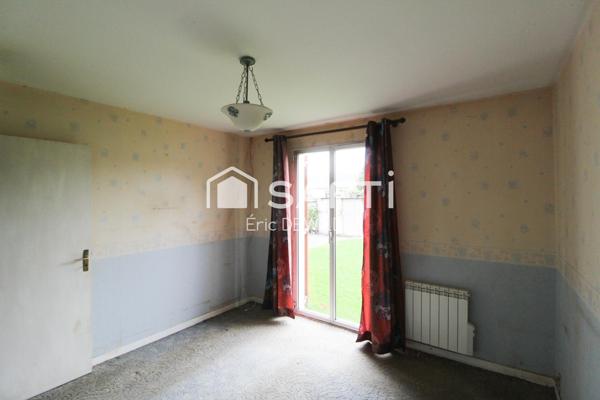 Maison 104 m2 hab, centre, 1700 m2 terrain, RARE à Isigny-le-Buat !