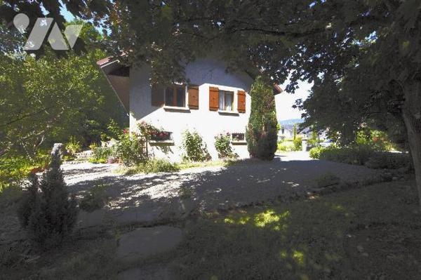 Maison T5 sur terrain de 1200m²