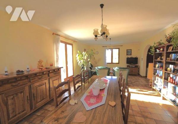 Maison T5 sur terrain de 1200m²