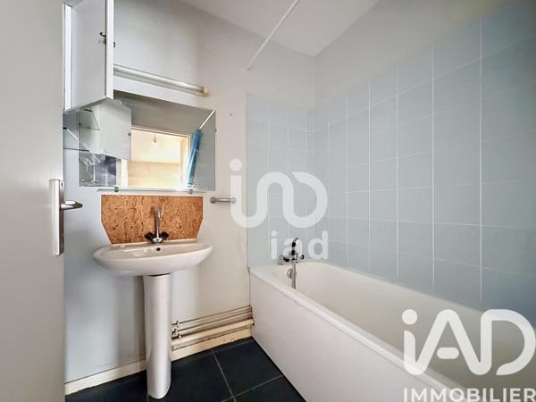Appartement à vendre 3 pièces 76,4 m² Courbevoie