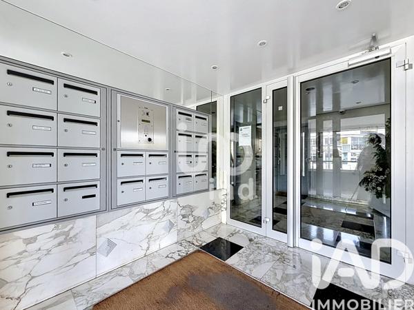 Appartement à vendre 3 pièces 76,4 m² Courbevoie