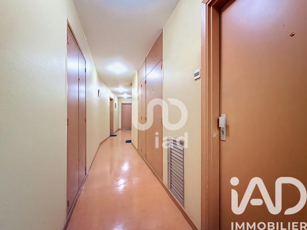 Appartement à vendre 3 pièces 76,4 m² Courbevoie