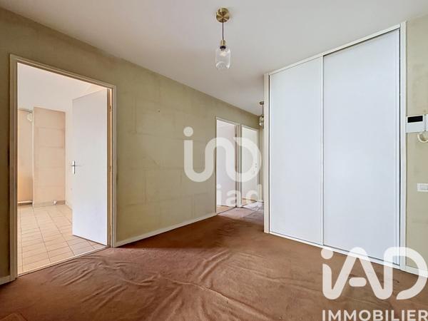 Appartement à vendre 3 pièces 76,4 m² Courbevoie