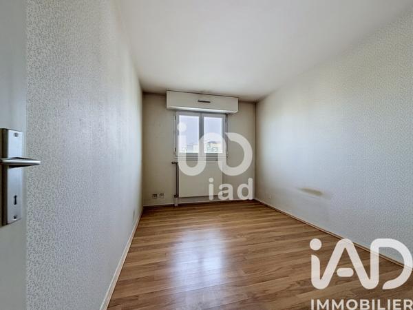 Appartement à vendre 3 pièces 76,4 m² Courbevoie