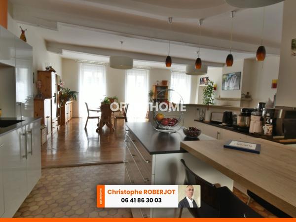 Appartement d'exception de 6 pièces avec cheminée au cœur de Chalon sur Saône en exclusivité