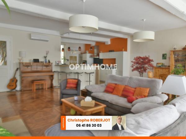 Appartement d'exception de 6 pièces avec cheminée au cœur de Chalon sur Saône en exclusivité