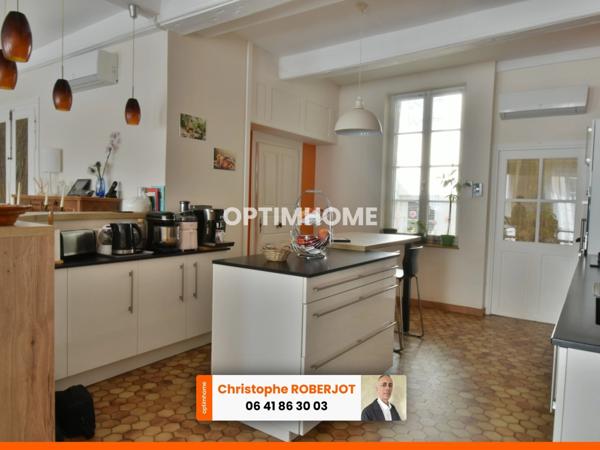 Appartement d'exception de 6 pièces avec cheminée au cœur de Chalon sur Saône en exclusivité