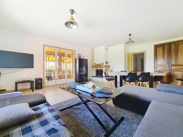 Maison familiale de 190 m² avec terrain constructible et divisible de 1 016 m²