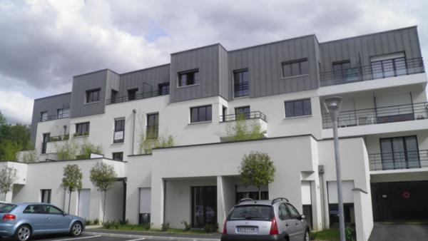 Appartement 2 pièces 34 m2 avec balcon et parking