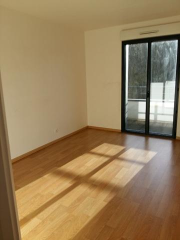 Appartement 2 pièces 34 m2 avec balcon et parking