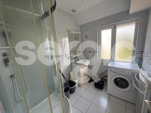 Location 2 Pieces 25 80080 Amiens 25 1689 01 0004