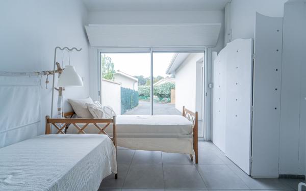 Maison à vendre    7 pièces •  Biscarrosse