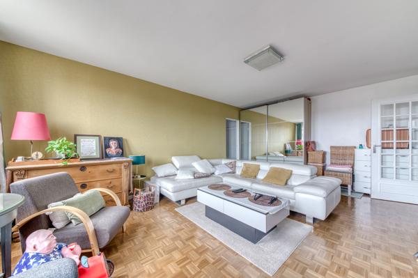 GRAND T3 DE 74 M² – LIMITE LYON 5 / TASSIN / POINT DU JOUR
