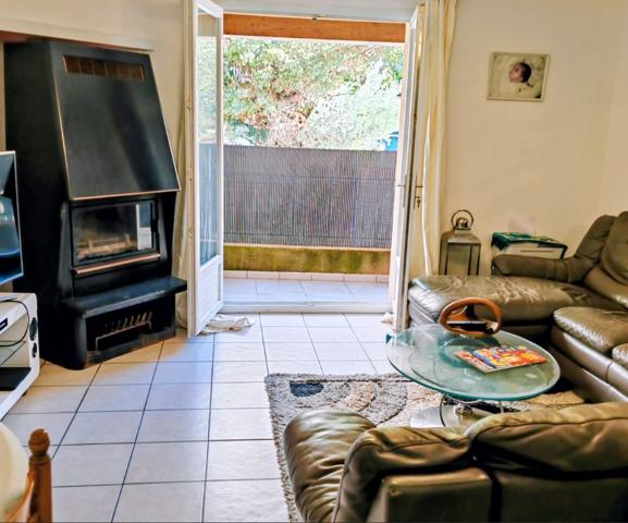 Maison de ville 60m² balcon/cave 28m²/pkg securisée