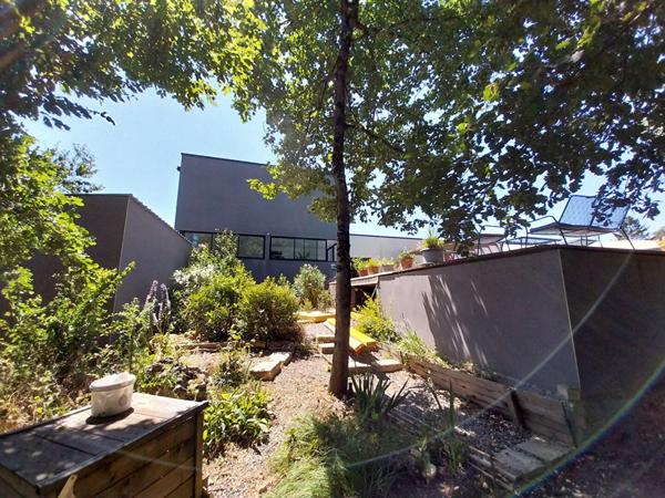 Montamisé - maison 7 pièces - 230 m2