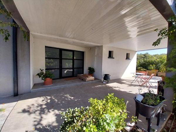 Montamisé - maison 7 pièces - 230 m2