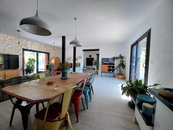 Montamisé - maison 7 pièces - 230 m2