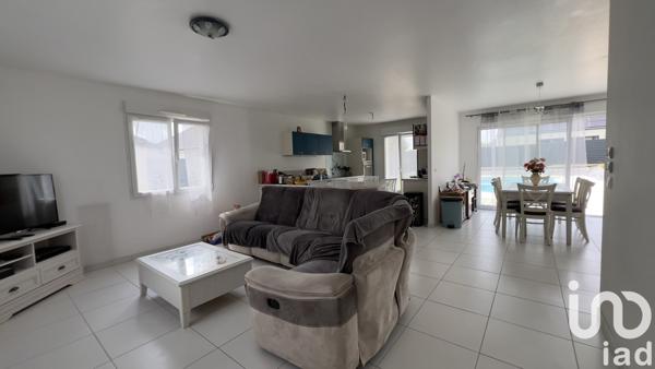 Maison à vendre 8 pièces 143 m² Lavau