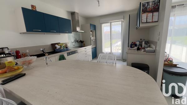 Maison à vendre 8 pièces 143 m² Lavau