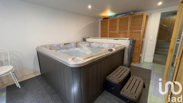 Maison à vendre 8 pièces 143 m² Lavau