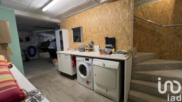 Maison à vendre 8 pièces 143 m² Lavau