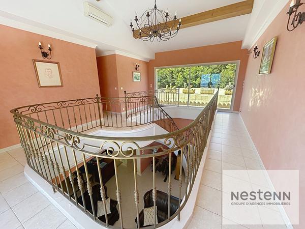 Villa vue mer panoramique dans domaine privé avec en sus terrain constructibre