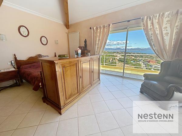 Villa vue mer panoramique dans domaine privé avec en sus terrain constructibre