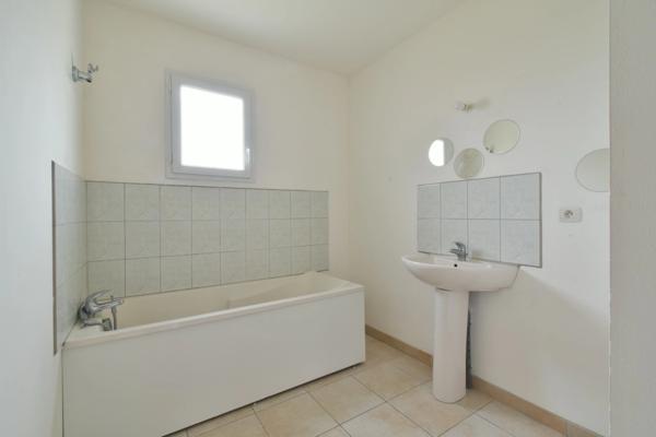 Maison à vendre 5 pièces (51) Charmante Maison de 116 m² sur un Terrain de 1 500 m² à Esternay