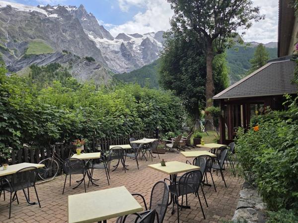 Propriété Commerciale Hôtel La Grave Hautes-Alpes 15 Chambres avec restaurant