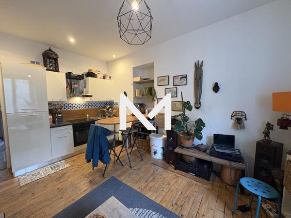 GRENOBLE - T2 RENOVE ET VENDU LOUE | Premium Immobilier