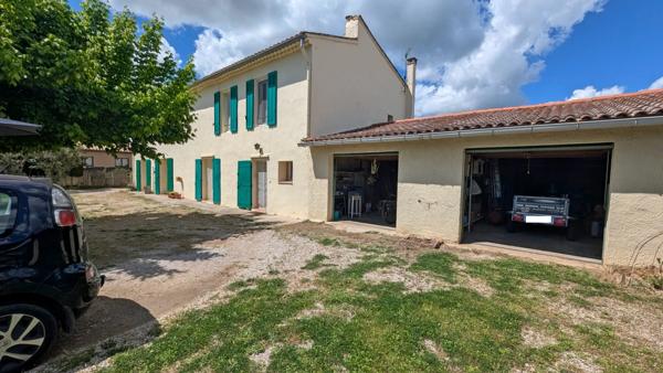 SALON-DE-PROVENCE (13) | Mas provençal composé de deux logements sur un terrain de 1000 m²