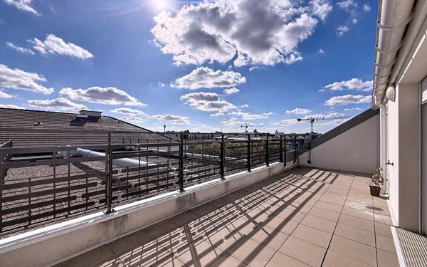 Appartement à vendre    4 pièces • 87,78 m2 Villiers-sur-Marne