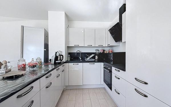 Appartement à vendre    4 pièces • 87,78 m2 Villiers-sur-Marne