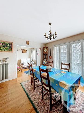Appartement à vendre  3 pièces - 63 m 2   RIOM  - 63