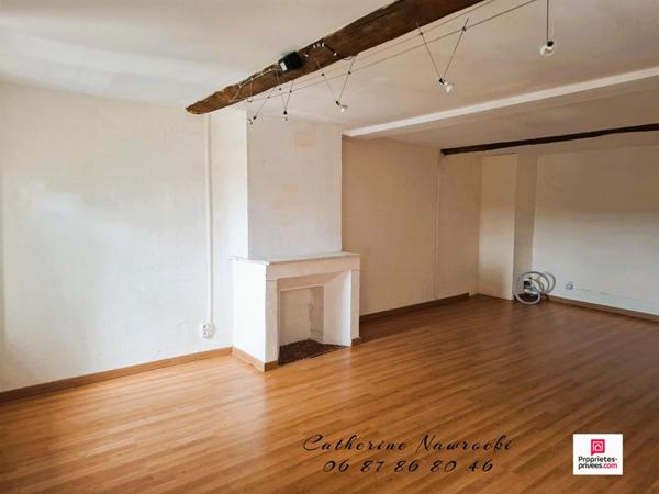 MAISON DE VILLAGE AVEC LOCAL COMMERCIAL DE 158 m²