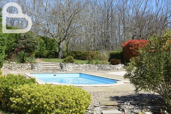 Montaigu-de-Quercy (82150) Maison quercynoise avec piscine et dépendances à Montaigu de Quercy