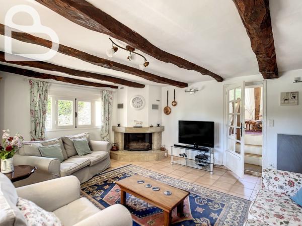 Montaigu-de-Quercy (82150) Maison quercynoise avec piscine et dépendances à Montaigu de Quercy