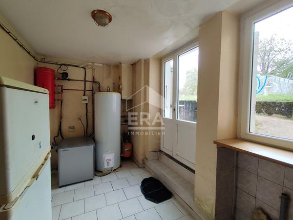 Maison 127 m², jardin 1138m² et garage - Champagne-Mouton (16)