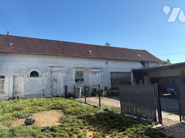 Ensemble immobilier à vendre à ROISEL