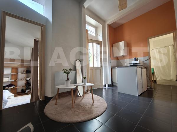 À vendre : Appartement 2 pièces avec cour privative