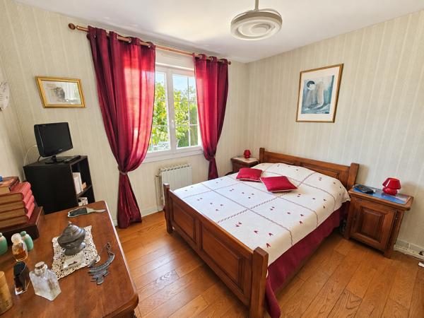 Maison
         5 pièces
        - 134 m² 349 700 €*