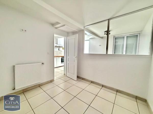 Appartement à louer 1 pièce 31.84m² Saint-Étienne (42000)