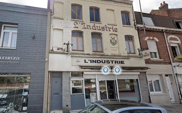 Immeuble à vendre    6 pièces •  Armentières