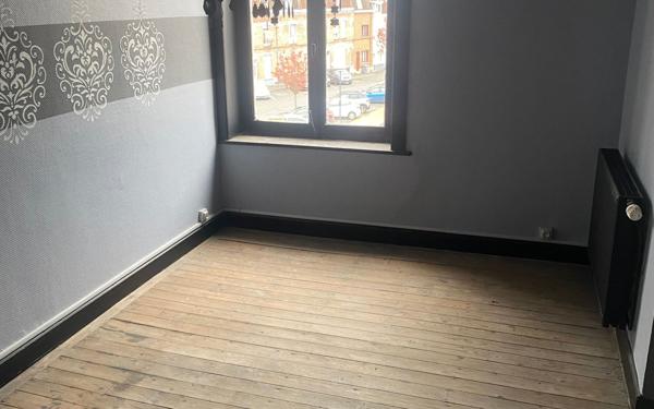 Immeuble à vendre    6 pièces •  Armentières