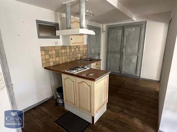 Appartement à louer 2 pièces 30m² Bazeilles (08140)