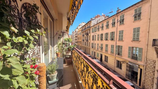 NICE/GAMBETTA-LIBERATION 3P 71 m²