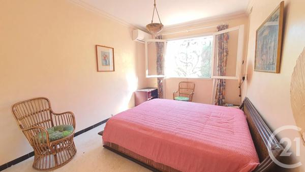 Maison à vendre  7 pièces - 171,88 m 2   STE MAXIME  - 83